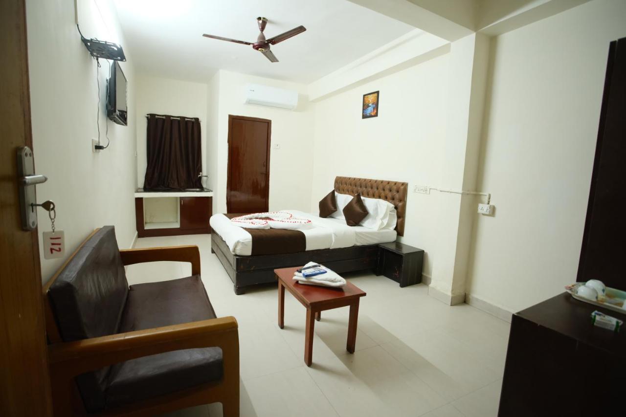 Ganesh Guest House Chennai Exteriör bild